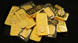 altin-fiyatlarindaki-yukselis-durmuyor-15-ekim-2025-gram-altin-ve-ceyrek-altinda-son-durum-mj0e