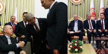 erdogan-ve-davutoglu-yillar-sonra-ayni-karede-gelecek-partisi-sessizligi-bozdu-wh2w