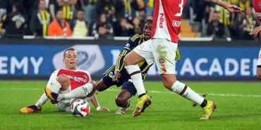 fenerbahcenin-fatih-karagumruke-karsi-kazandigi-penaltida-karar-dogru-mu-bein-trio-ekibi-son-noktayi-koydu-ypk9